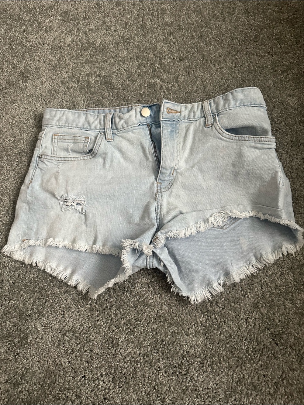 H&M Distressed Frayed-Hem Denim Shorts